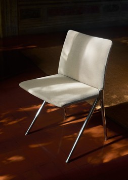 IF7 Kape Side Chair £639