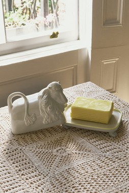 Shrimps x Oliver Bonas Lenny Lion Butter Dish £45
