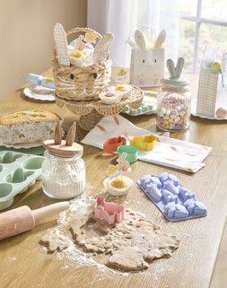 B&M HOME SS26 // EASTER // EASTER BAKING //
