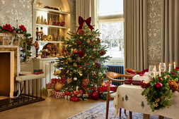 Classic Noel tree
