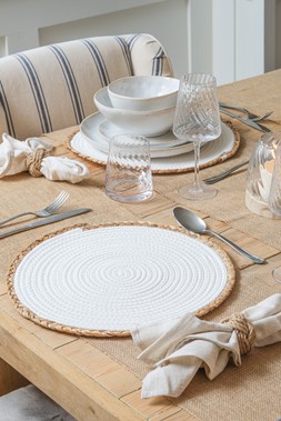 Hinch Home 2 Pack Seagrass Placemats