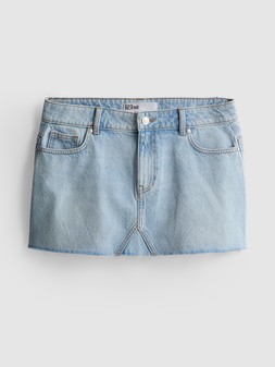 PRIMARK DENIM SKIRT SPF, £10, €12, $16, RON60, PLN50, CZK310, HUF4400